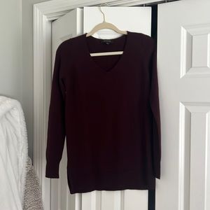 Maroon sweater